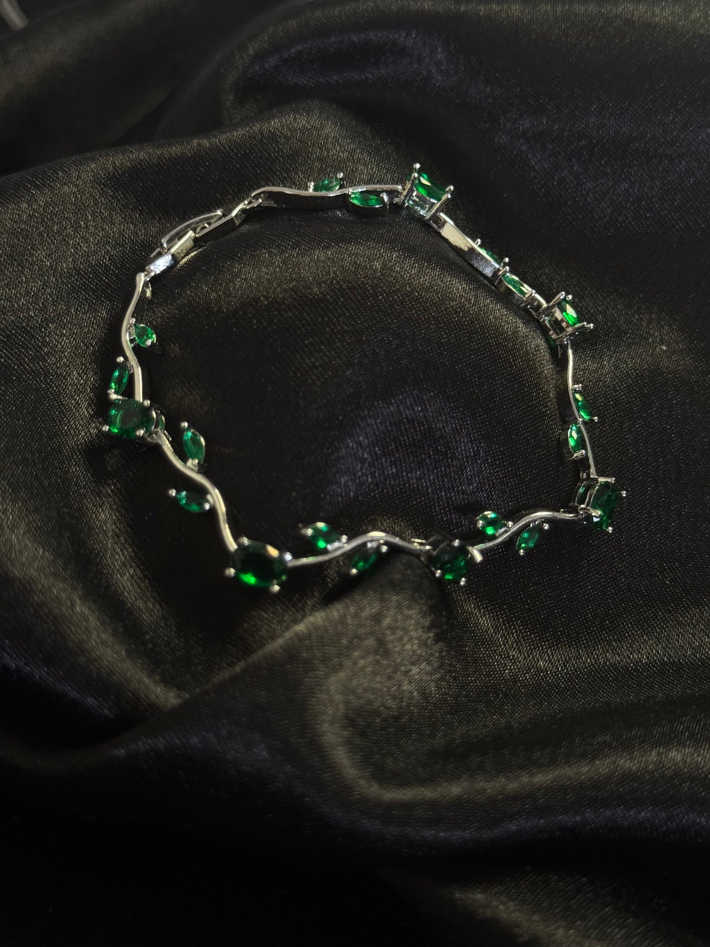 Bracelet Émeraude Nuit