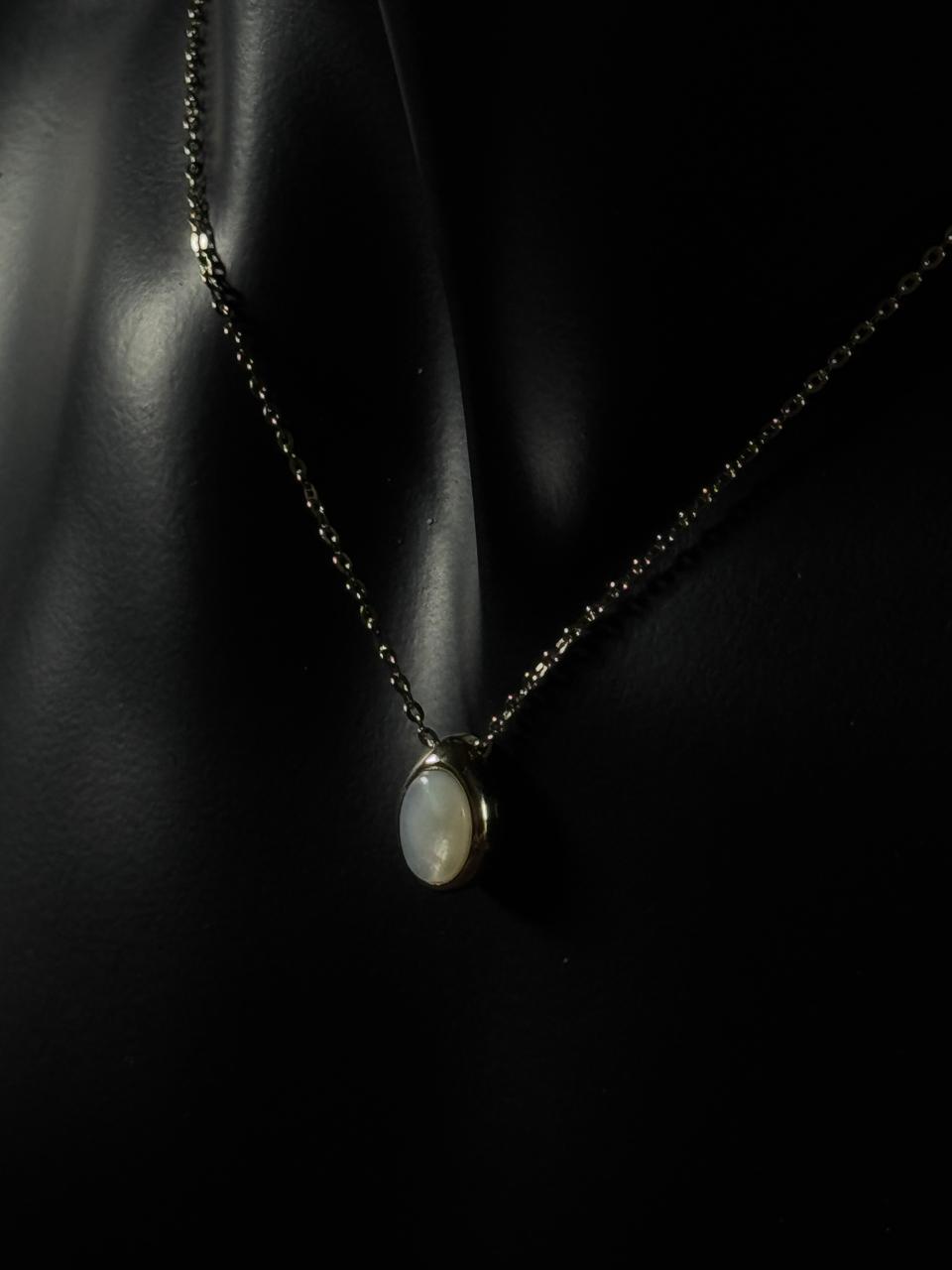 Lune de Nacre